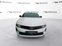 Neu Opel Astra Edition 114 kW (156 PS) 2026 Lack weiss banquise/typ aussenverkleidung spiegel flach standard Limousine