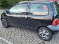 Używany Renault Twingo 58 KM (42 kW) 2002 Czarny Hatchback