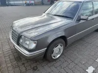 Gebraucht Mercedes 220 150 PS (110 kW) 1994 Grau Limousine