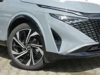 Neu Nissan Qashqai Tekna+ 158 PS (116 kW) 2026 Grau SUV