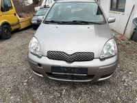 Gebraucht Toyota Yaris 65 PS (47 kW) 2003 Silber Kleinwagen