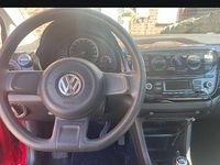 Second-hand VW up! 60 CP (44 kW) 2013 Roșu Hatchback