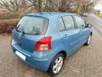 Gebraucht Toyota Yaris Executive 87 PS (63 kW) 2006 Blau Limousine