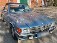 Gebraucht Mercedes 560 231 PS (169 kW) 1985 Blau Cabrio