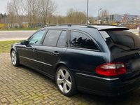 Gebraucht Mercedes E320 204 PS (150 kW) 2003 Blau Kombi
