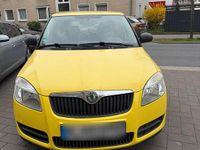 Gebraucht Skoda Fabia 69 PS (50 kW) 2009 Gelb Limousine