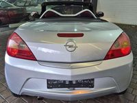 Gebraucht Opel Tigra 90 PS (66 kW) 2007 Silber Cabrio