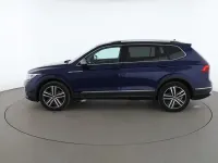 Gebraucht VW Tiguan Allspace Elegance 190 PS (139 kW) 2022 Blau SUV