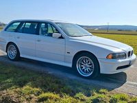 Gebraucht BMW 520 136 PS (100 kW) 2002 Weiß Kombi