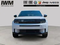 Neu Fiat Grande Panda Icon 83 kW (113 PS) 2026 Gelb Kleinwagen