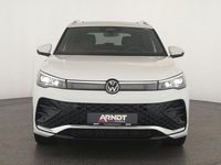 Gebraucht VW Tiguan R-line 150 PS (110 kW) 2025 Pure white SUV