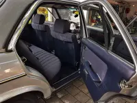 Gebraucht Mercedes 230 136 PS (100 kW) 1982 Silber Limousine