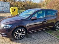 Gebraucht VW Golf VII Edition 110 PS (80 kW) 2018 Rot Limousine