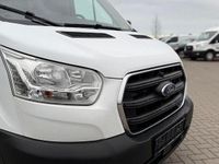 Gebraucht Ford Transit Trend 131 PS (96 kW) 2022 Frostweiß Van / Kleinbus