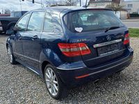 Gebraucht Mercedes B200 136 PS (100 kW) 2007 Blaumetallic Van / Kleinbus