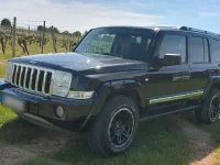 Usata Jeep Commander 218 CV (160 kW) 2006 Nero SUV