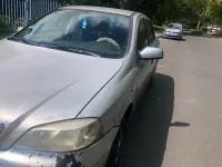 Gebraucht Opel Astra 116 PS (85 kW) 2001 Silber Limousine