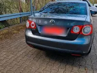 Używany VW Jetta 102 KM (75 kW) 2008 Szary Sedan/Limuzyna