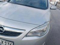 Gebraucht Opel Astra 102 PS (75 kW) 2011 Grau Kombi