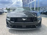 Neu Ford Mustang GT Convertible 446 PS (328 kW) 2026 Absolute black metallic (schwarz) schwarz Cabrio