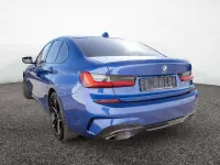 Gebraucht BMW 340 374 PS (275 kW) 2022 Portimao blau Limousine
