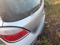 Usata Opel Astra 103 CV (75 kW) 2004 Argento Berlina