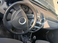 Gebraucht Dacia Sandero 75 PS (55 kW) 2012 Weiß Kleinwagen