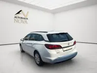 Gebraucht Opel Astra Edition 125 PS (91 kW) 2018 Weiß Kombi