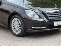 Gebraucht Mercedes E220 170 PS (125 kW) 2012 Schwarz Kombi