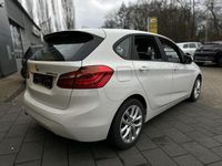 Gebraucht BMW 225 Active Tourer iPerformance 125 PS (91 kW) 2021 Weiß Van / Kleinbus