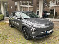 Gebraucht Hyundai Kona Trend 150 kW (204 PS) 2025 Ecotronic grey / mic SUV