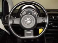 Gebraucht VW up! move up! 60 PS (44 kW) 2016 Weiß Kleinwagen