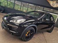 Second-hand Porsche Cayenne 299 CP (219 kW) 2012 Negru SUV