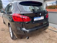 Gebraucht BMW 218 Basis 136 PS (100 kW) 2016 Schwarz Van / Kleinbus