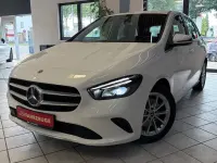 Gebraucht Mercedes B220 190 PS (139 kW) 2019 Polarweiss Kleinwagen