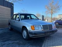 Gebraucht Mercedes E230 1991 Silber Limousine