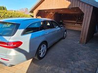 Gebraucht Mercedes E220 194 PS (142 kW) 2019 Silber Kombi