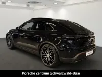 Gebraucht Porsche Macan 300 kW (408 PS) 2026 Tiefschwarzmetallic SUV