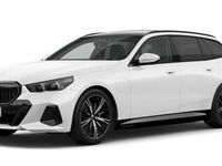 Neu BMW 530e Performance 299 PS (219 kW) 2026 Alpinweiß Kombi