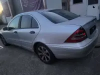 Gebraucht Mercedes C200 Avantgarde 116 PS (85 kW) 2002 Silber Limousine