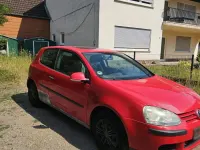 Gebraucht VW Golf V 75 PS (55 kW) 2004 Rot Kleinwagen