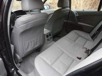 Gebraucht BMW 525 241 PS (177 kW) 2006 Schwarz Kombi