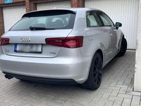 Gebraucht Audi A3 Attraction 125 PS (91 kW) 2014 Silber Limousine