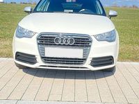 Gebraucht Audi A1 Attraction 86 PS (63 kW) 2011 Weiß Kleinwagen