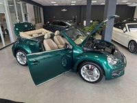 Gebraucht VW Beetle Cabriolet Design 150 PS (110 kW) 2017 Bottle green metallic Cabrio