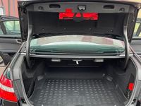 Gebraucht Mercedes E200 184 PS (135 kW) 2010 Schwarz Limousine