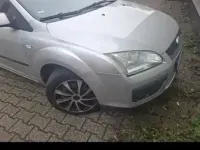 Gebraucht Ford Focus 90 PS (66 kW) 2006 Silber Limousine