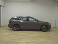 Gebraucht Ford Focus Titanium 120 PS (88 kW) 2023 Grau Kombi