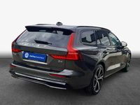 Gebraucht Volvo V60 145 PS (106 kW) 2025 Kombi