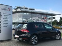 Gebraucht VW e-Golf 100 kW (136 PS) 2020 Schwarz Kleinwagen